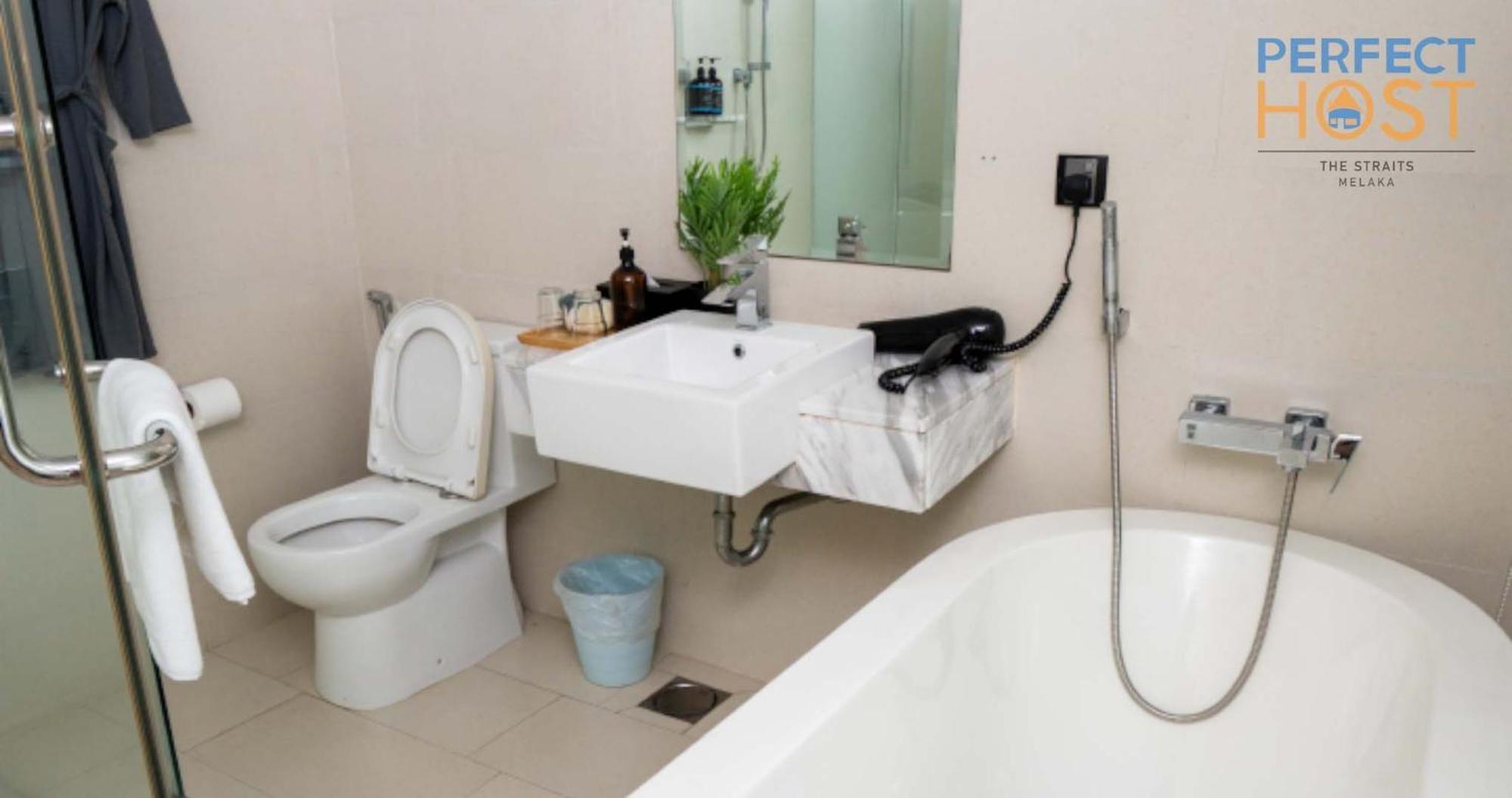Aparthotel The Straits Melaka By Perfect Host Exterior foto